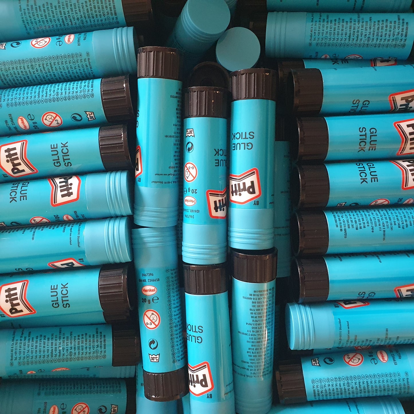 Coloured Pritt Stick 20g (100 or 300) - The Bargain Corner